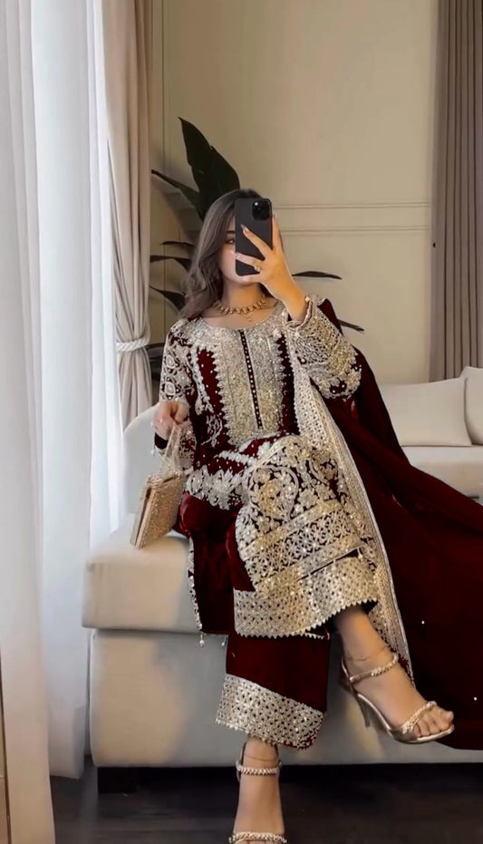 Premium Pakistani Kameez